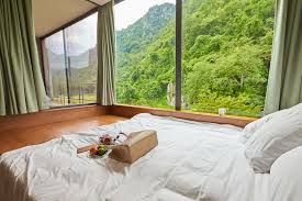 Luxury Accommodations & Suites